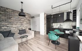 Wola Modern Apartment